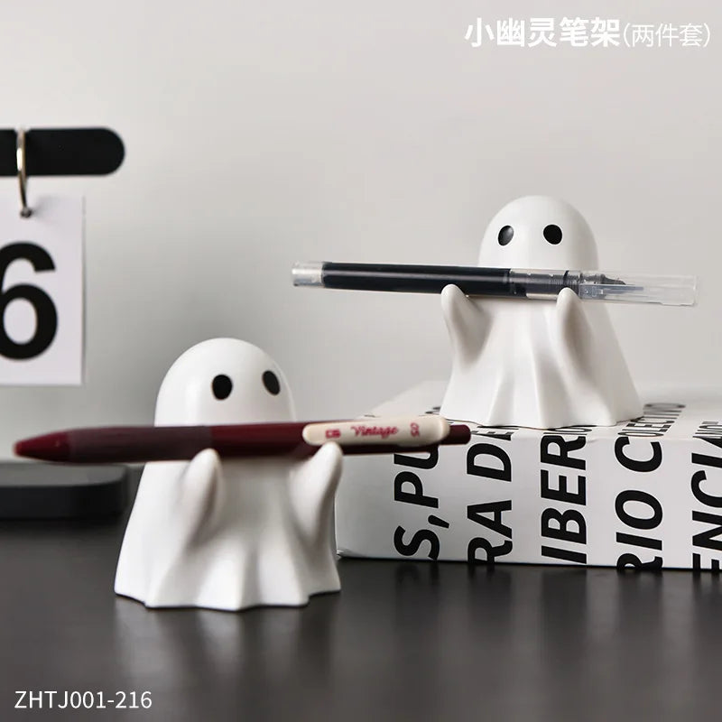 Halloween cute ghost pen holder 🤗
