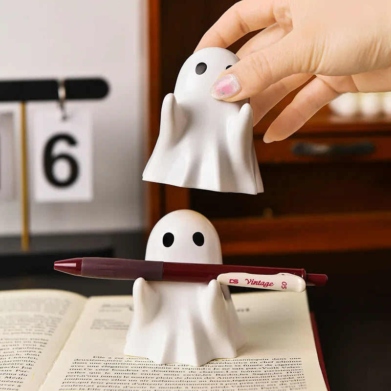 Halloween cute ghost pen holder 🤗